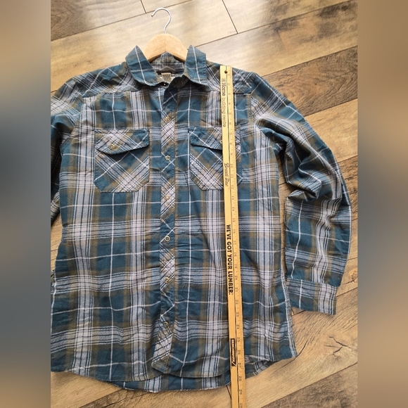 L. L. Bean Men's Medium Blue Polyester Plaid Shirt - Picture 3 of 13